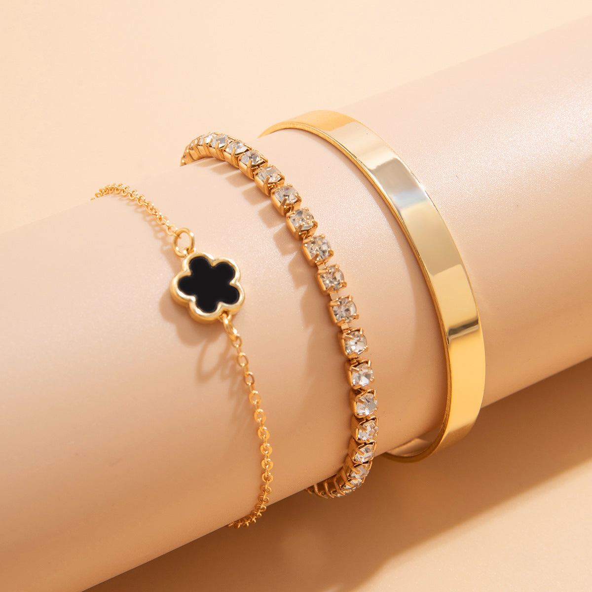 Bracciale vintage a trifoglio con strass da donna con catena in lega dal design geometrico e finitura galvanizzata