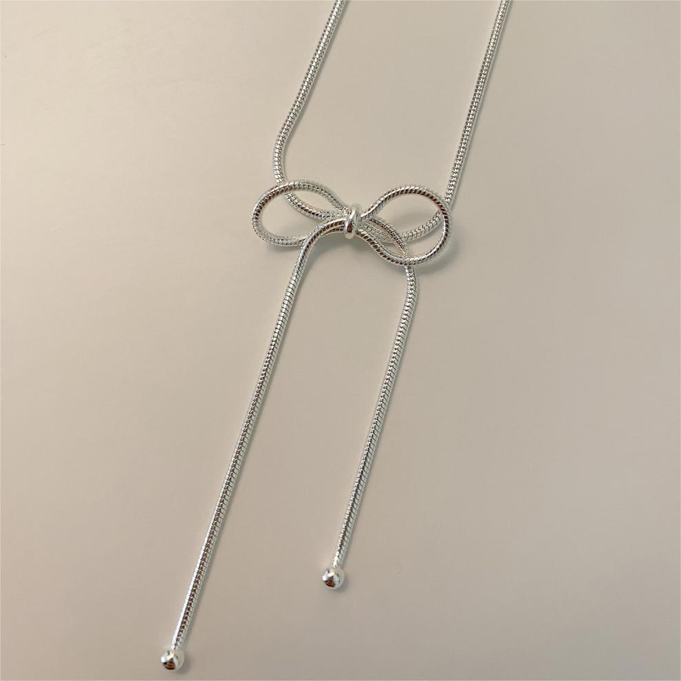 Minimalist Bowknot Butterfly Necklace in 925 Sterling Silver with Snake Chain, Floral Tulip Accent, Lightweight Geometric Design for Women
