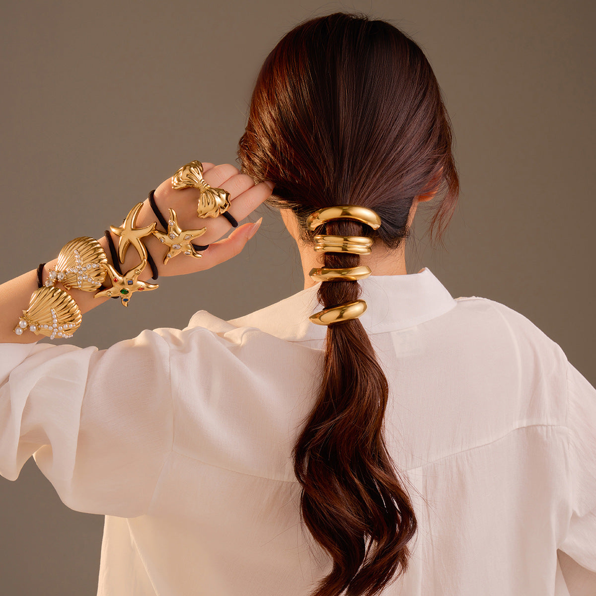 Minimalist Shell and Star-Shaped Titanium Steel Hair Ring with 18K Gold Plating for Women