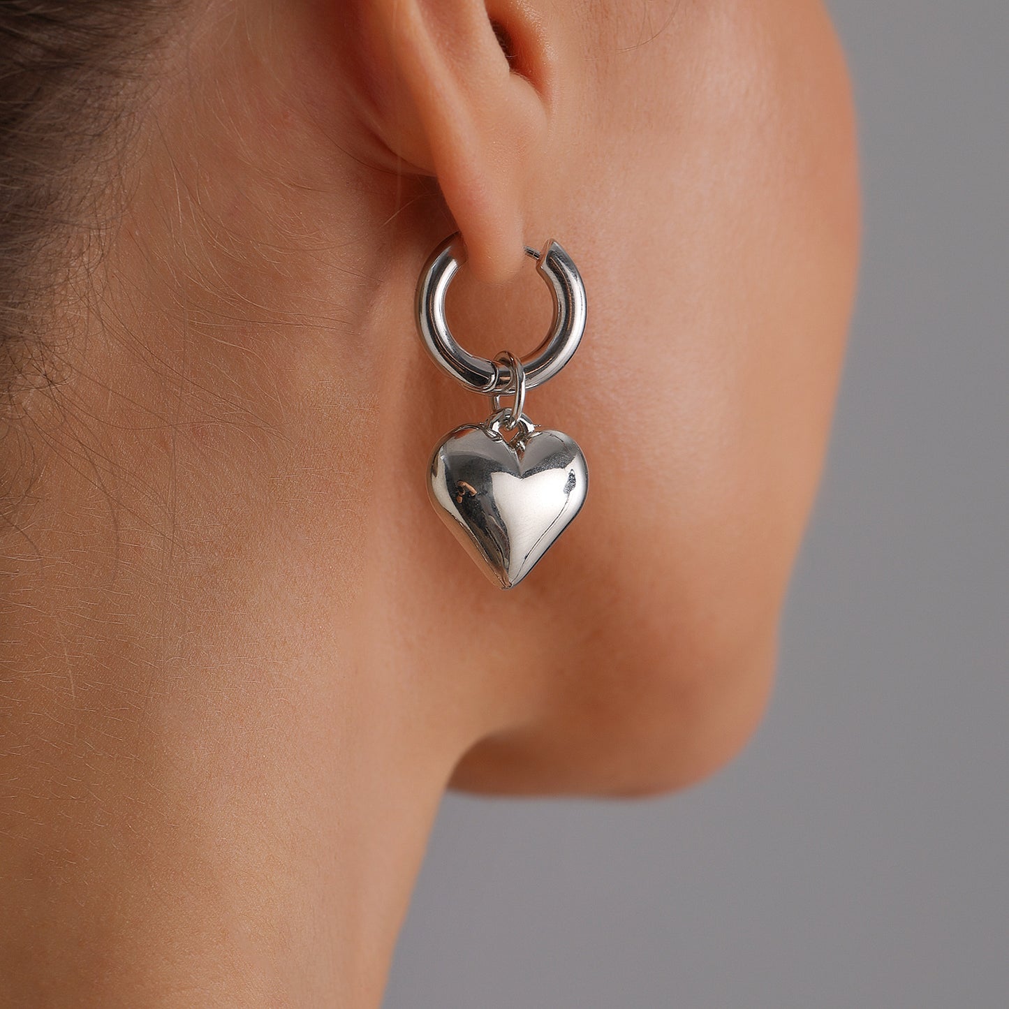Collar con colgante de aleación con forma de corazón minimalista, borla y detalles de estrellas, cadena tipo relicario galvanizada para mujer