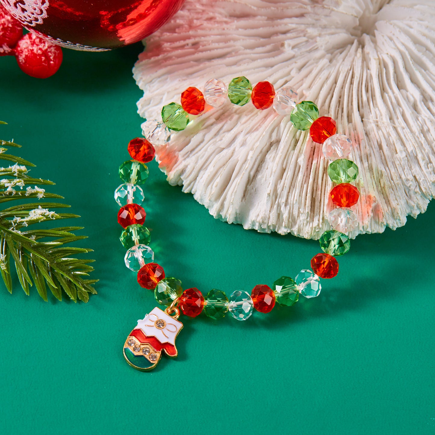 Conjunto de pulseras artesanales de aleación con temática navideña con dijes de Papá Noel, árbol de Navidad y guantes para mujer