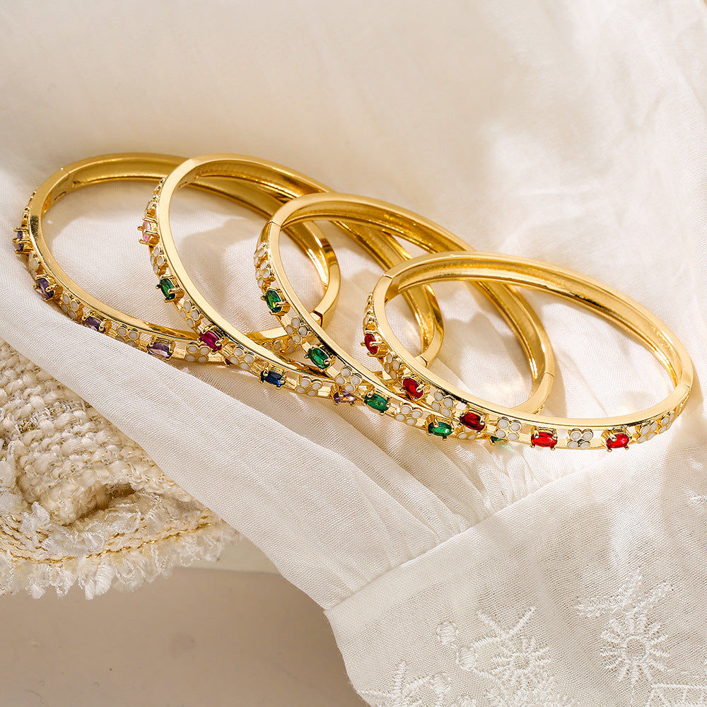 Minimalist Round Copper Bracelet with 18K Gold Plating and Enamel Finish for Women