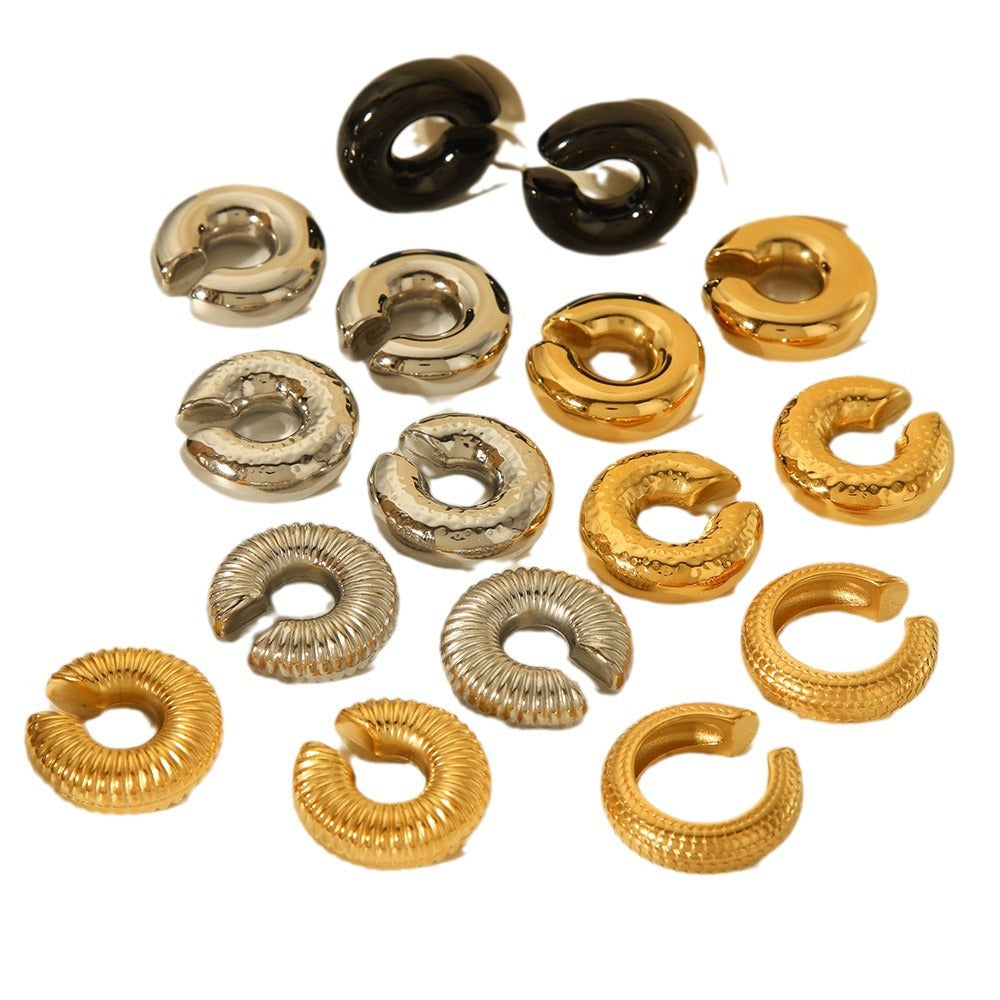 Geometric Hollow Ear Clip for Women in Stainless Steel with Gold Plating and Hammered Texture