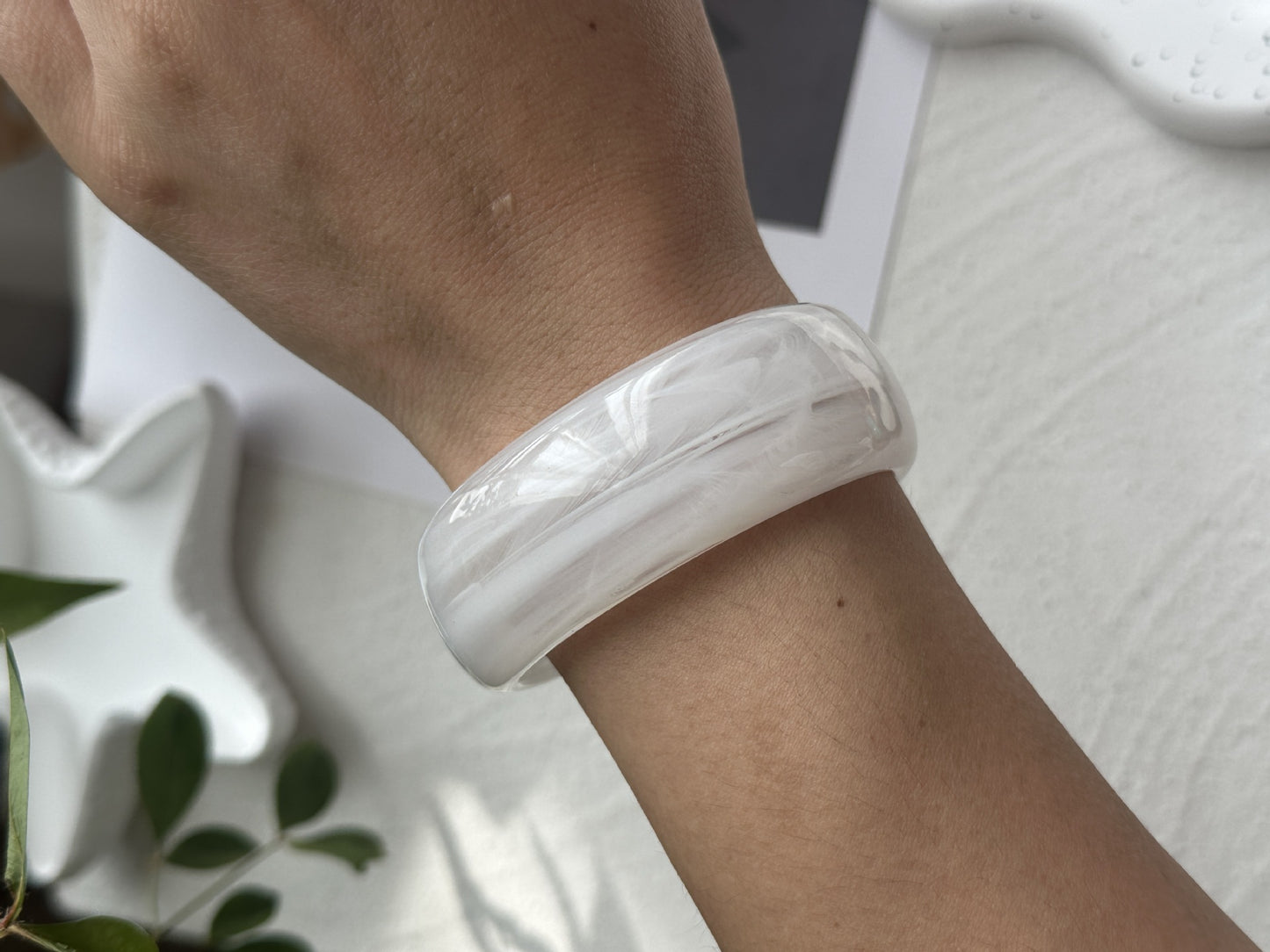Gradient Geometric Acrylic Drip Oil Wide Bangle Bracelet
