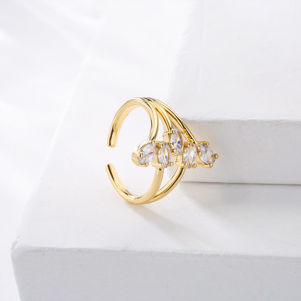 Anello irregolare in rame geometrico placcato in oro 18 carati con intarsio di zirconi per donne