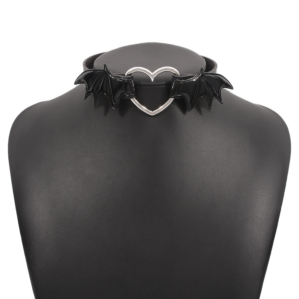 Collana girocollo in pelle geometrica minimalista spigolosa con fibbia in metallo da donna