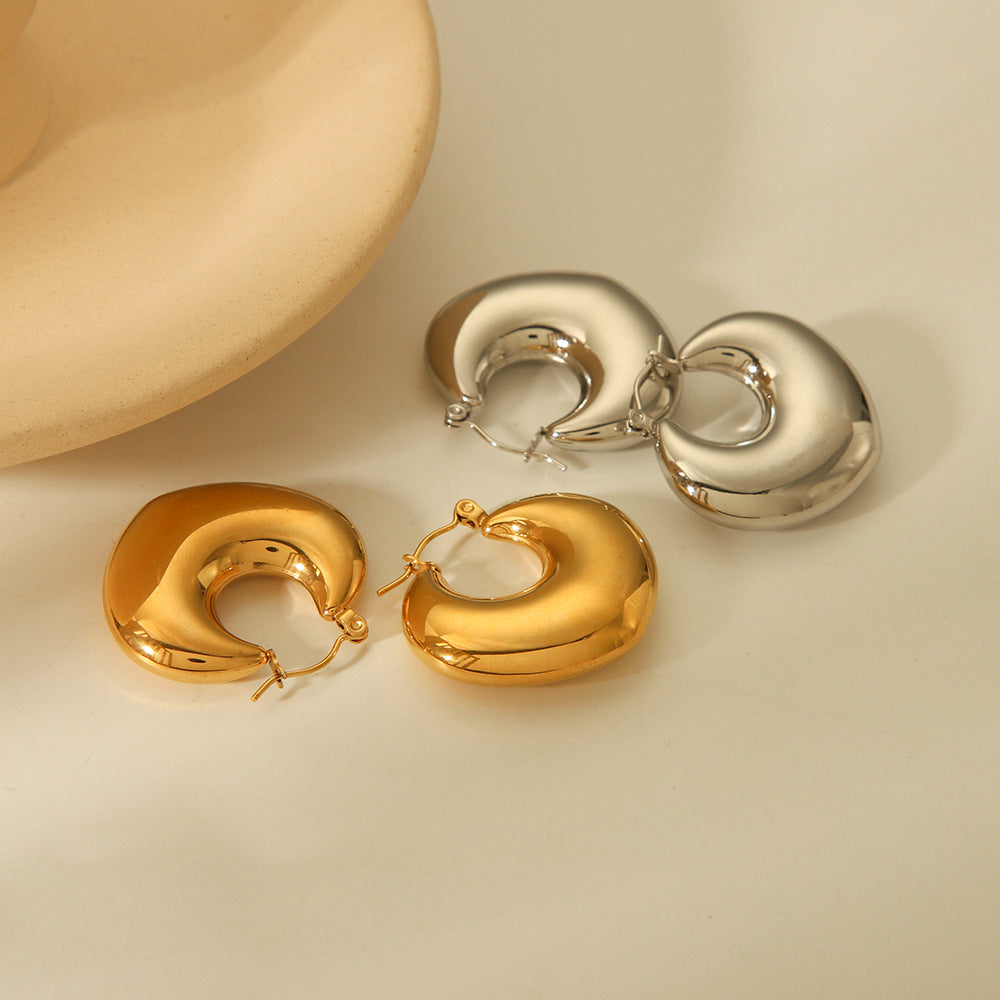 Orecchini Minimalisti a Cuore Scavato in Acciaio Inossidabile con Finitura Galvanizzata da Donna