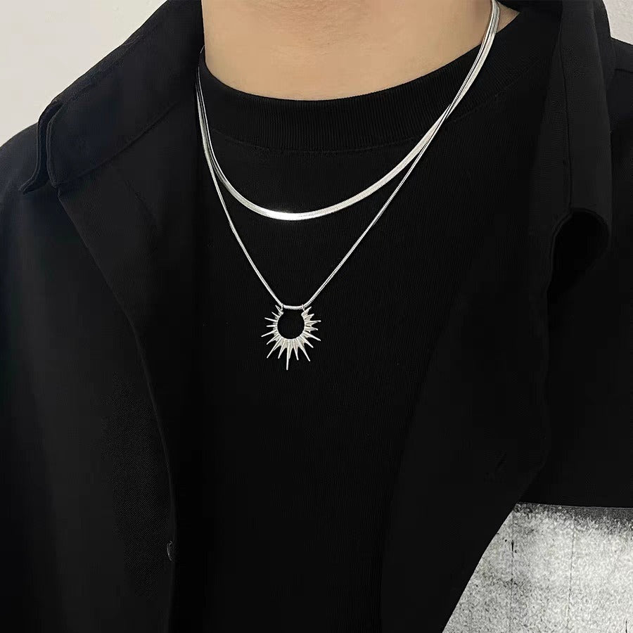 Collar Unisex de Doble Capa Apilado con Cadena de Serpiente y Acero de Titanio con Colgante de Cristal