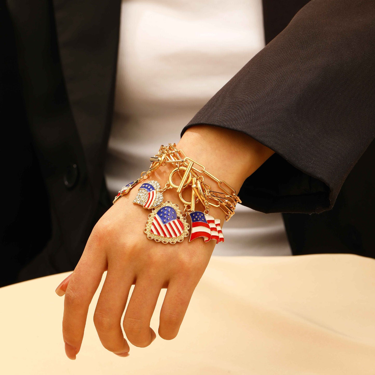 Bracciale Unisex in Lega Placcata a Cuore con Stella Bandiera Americana Gioielli Casual