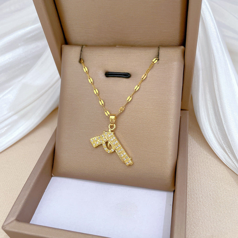 Collana con ciondolo a pistola falco geometrico minimalista per donna e uomo in acciaio al titanio con dettagli in strass su catena in acciaio al titanio