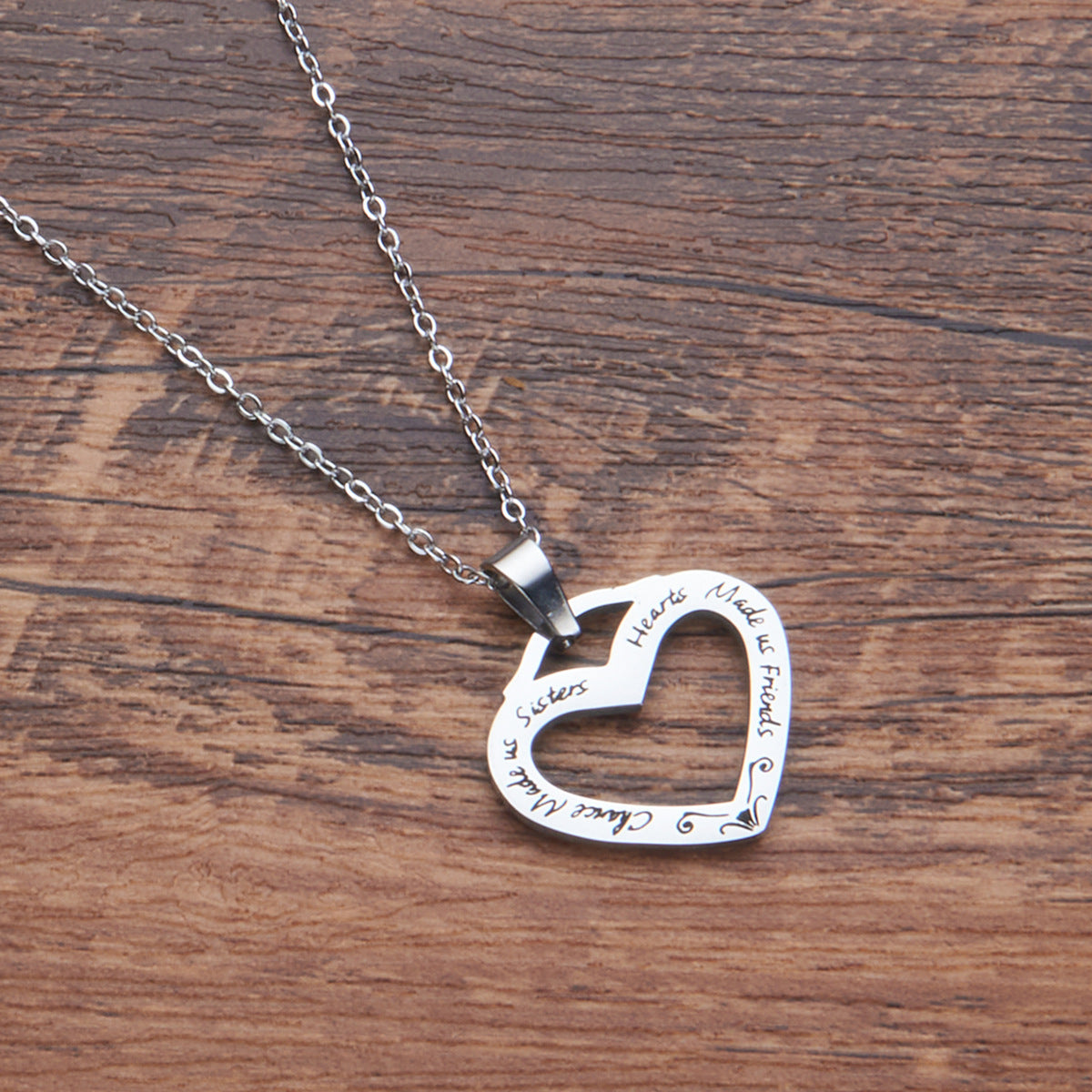 Elegant Heart-Shaped Pendant Necklace for Women Stainless Steel Polished Locket with Daisy Motif Minimalist Daily Wear