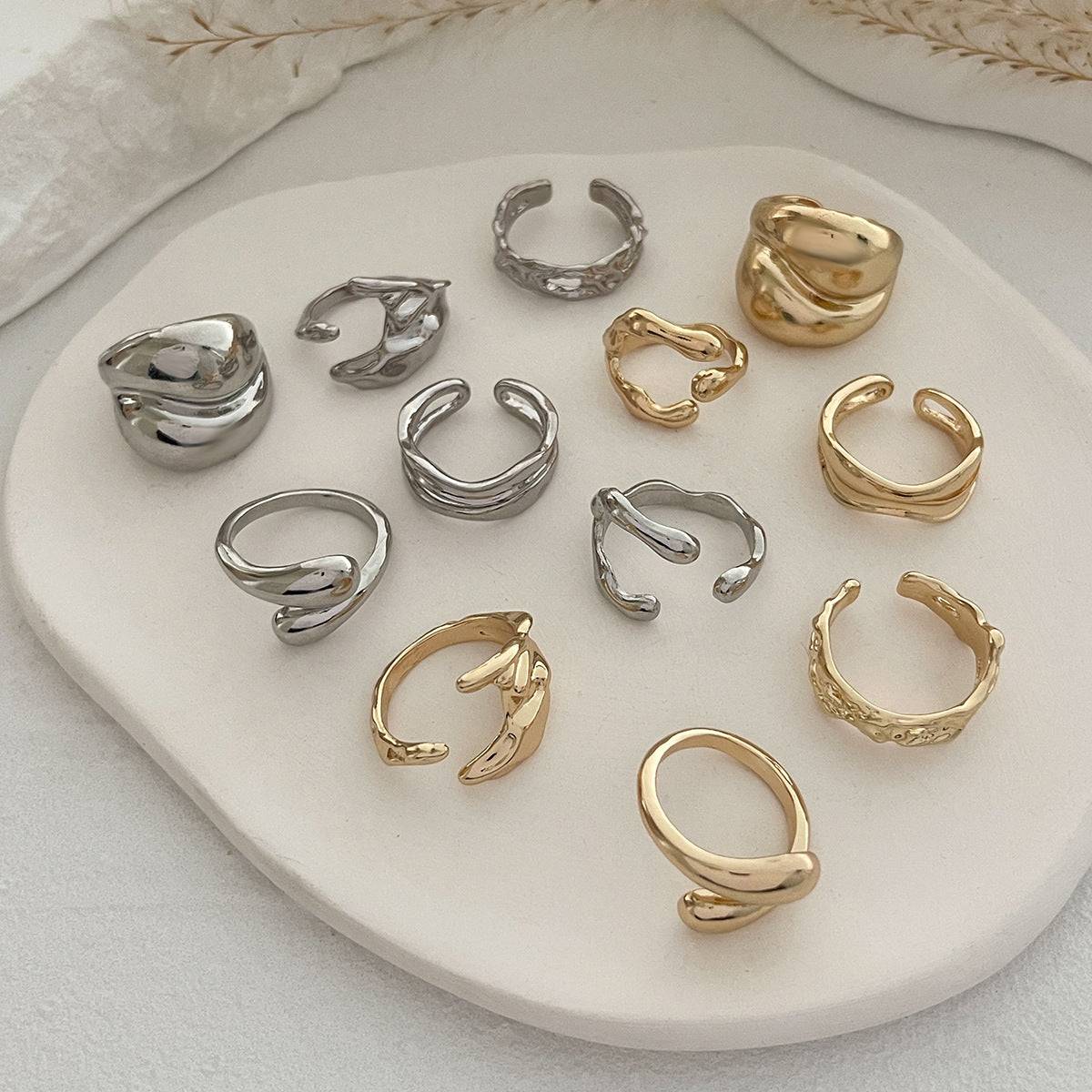 Minimalist Geometric Teardrop Zinc Alloy Plated Ring Set for Women