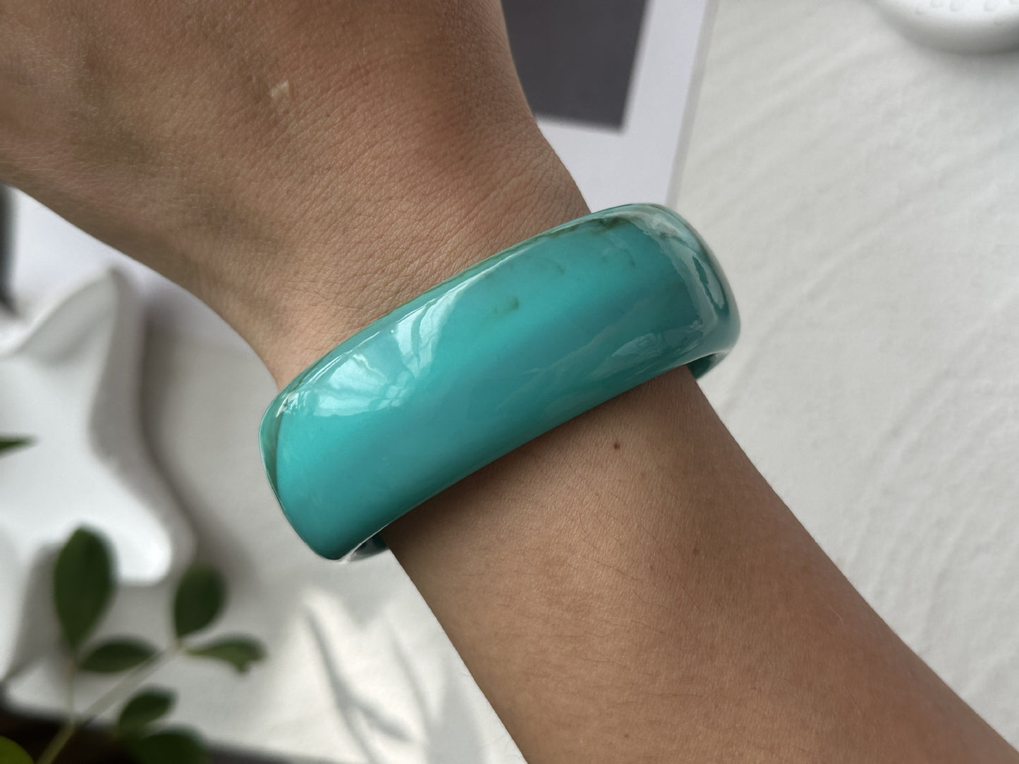 Gradient Geometric Acrylic Drip Oil Wide Bangle Bracelet