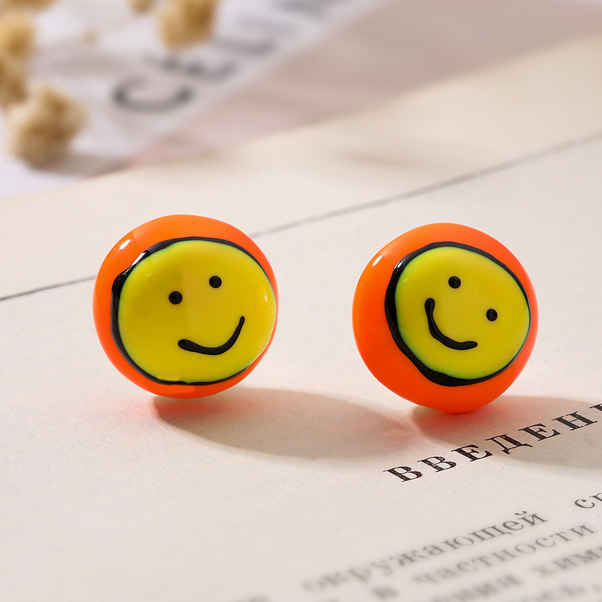 Minimalist Geometric Copper Gold-Plated Pearl Smiley Stud Earrings for Women
