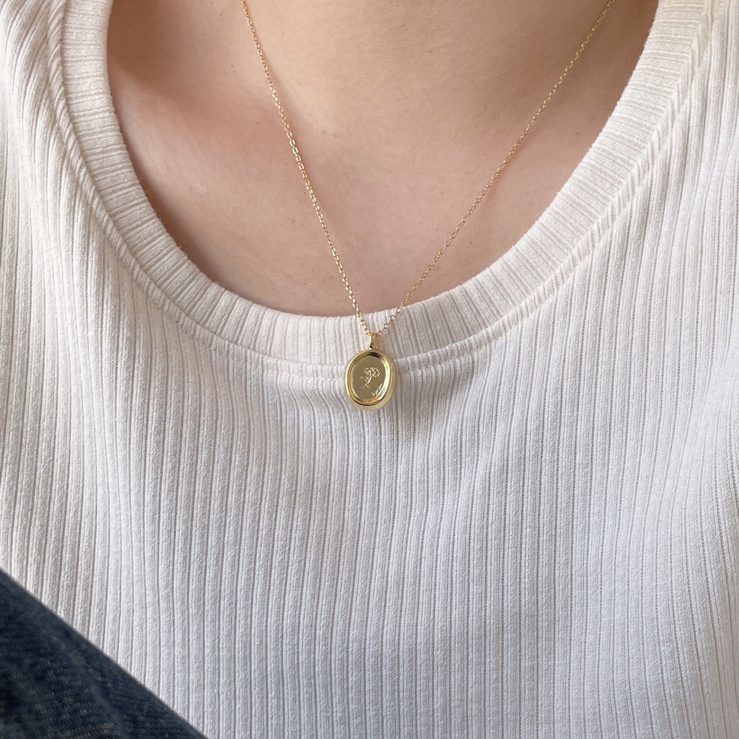 Minimalist 925 Sterling Silver Geometric Stamped Floral Necklace