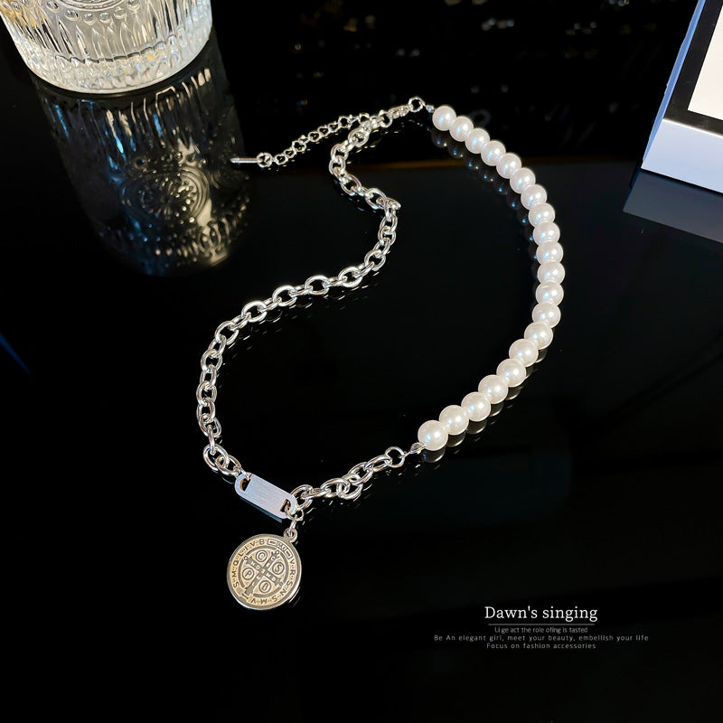 Retro Minimalist Geometric Pearl Necklace for Women Stainless Steel Oxidized Clavicle Chain