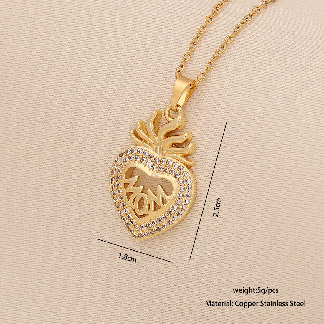 Minimalist Heart-Shaped Stainless Steel Necklace for Women with 'MOM' Letter Pendant and Delicate Clavicle Chain