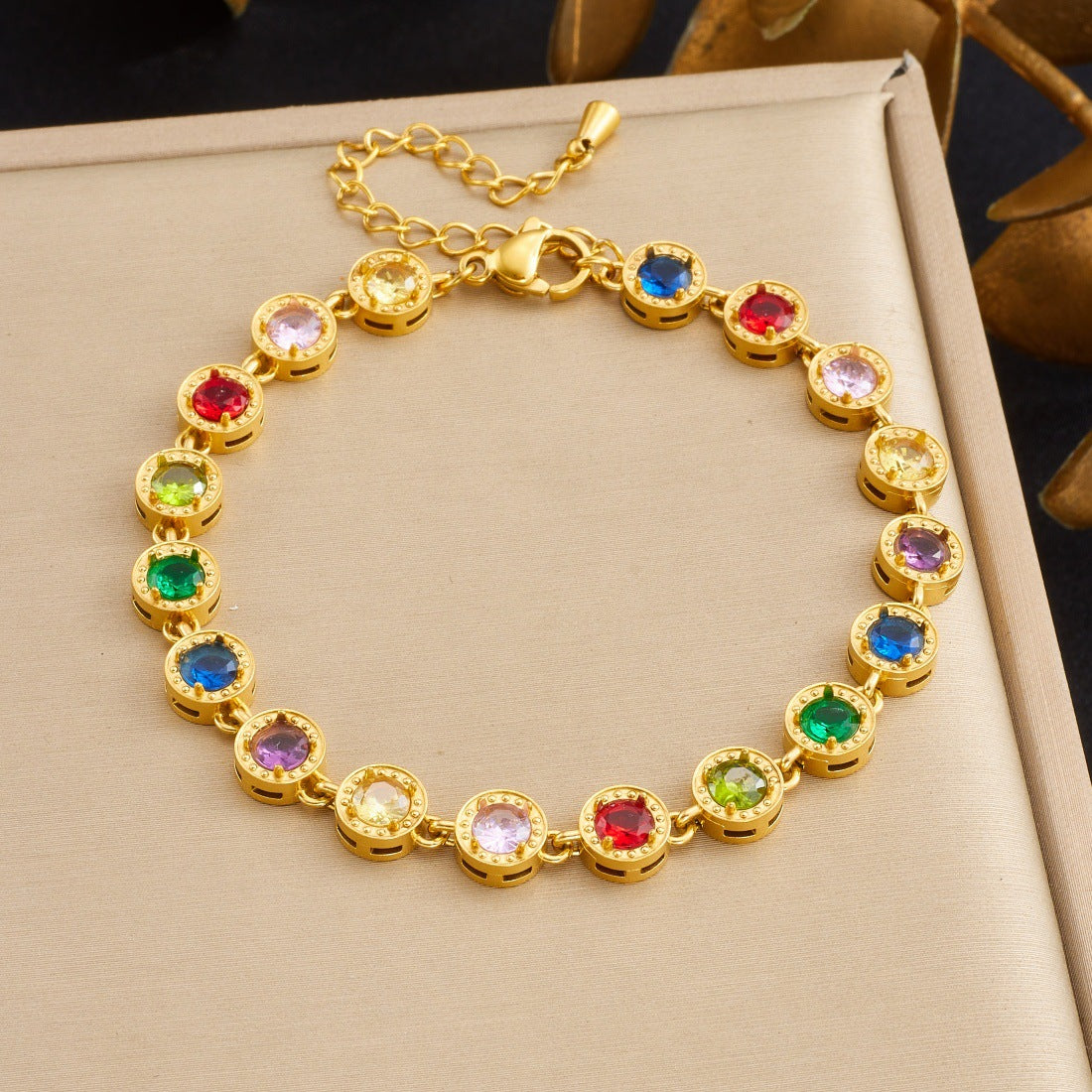 Minimalist Elegant Round Geometric Rhinestone Glass Bead Gold Plated Stainless Steel Bracelet for Women