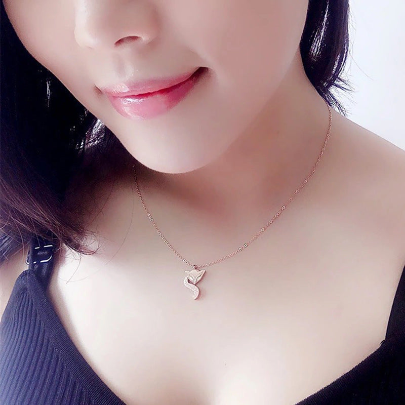 Minimalist Fox-Shaped Titanium Steel Necklace with Rose Gold Plating for Women Snake Chain Locket Pendant