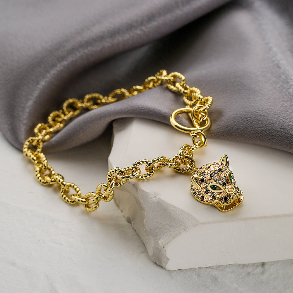 Hip Hop Style Leopard Head Pendant Bracelet for Women Made of Brass with 18K Gold Plating and Zircon Inlay