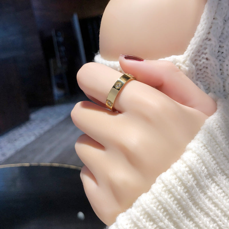Anello minimalista in acciaio al titanio da donna con finitura placcata sottovuoto, design geometrico circolare, gioiello elegante e alla moda