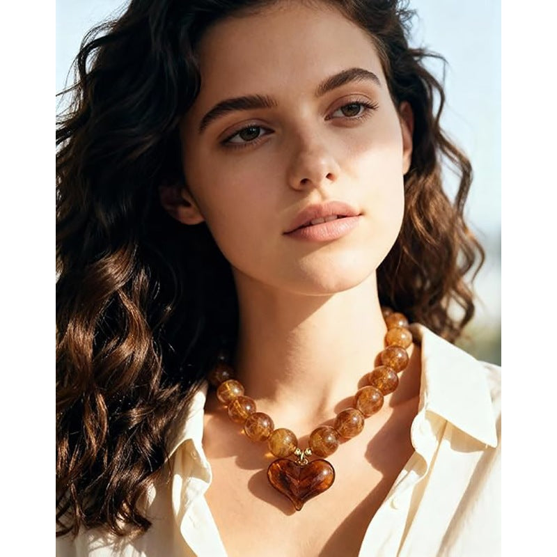 Luxury Heart Acrylic Pendant Resin Bead Necklace for Women