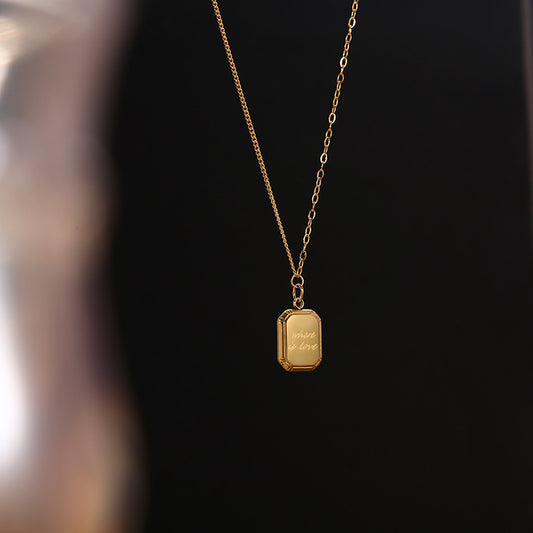 Collar Minimalista Cuadrado Inspirado en Chocolate de Acero de Titanio con Colgante de Marco Geométrico en Cadena Ondulada para Mujer y Hombre