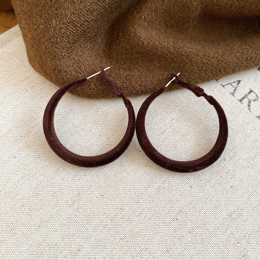Pendientes de aro geométricos flocados para mujer con postes de plata de ley 925, acabado galvanizado, joyería de moda informal y apropiada para la oficina