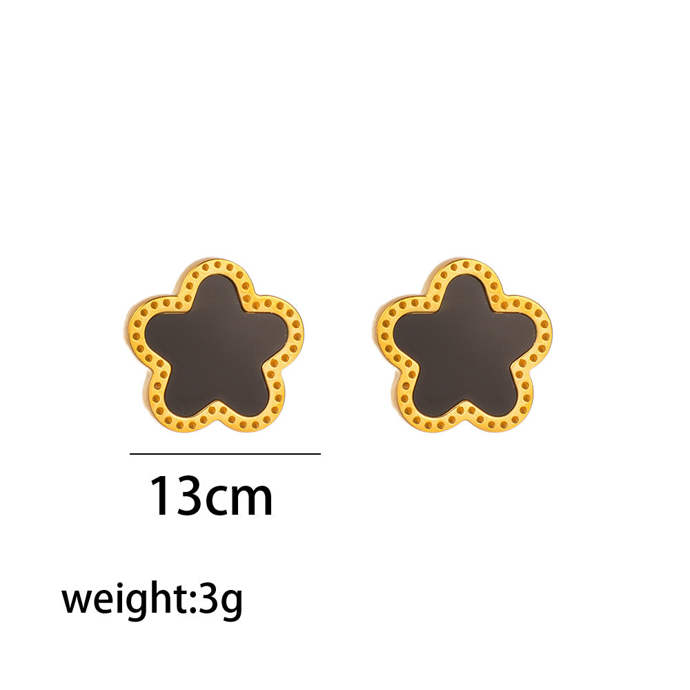 Fashionable Floral Pearlized Titanium Steel Necklace for Women with Delicate Petal Design and Vacuum Plated Finish