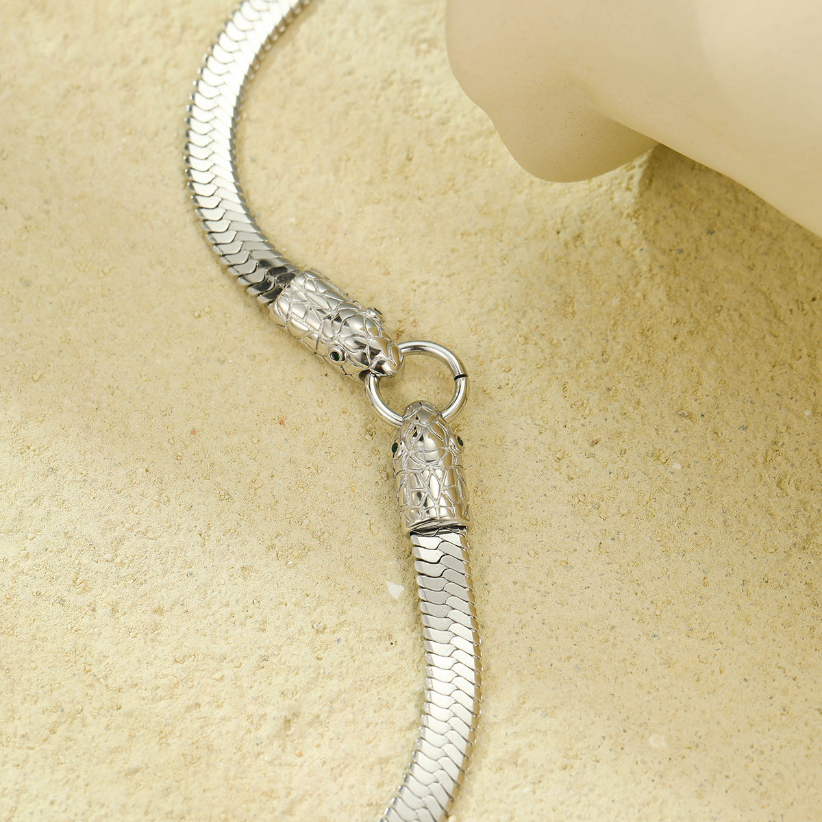 Collana minimalist in acciaio inossidabile a catena serpente placcata oro 18K da donna