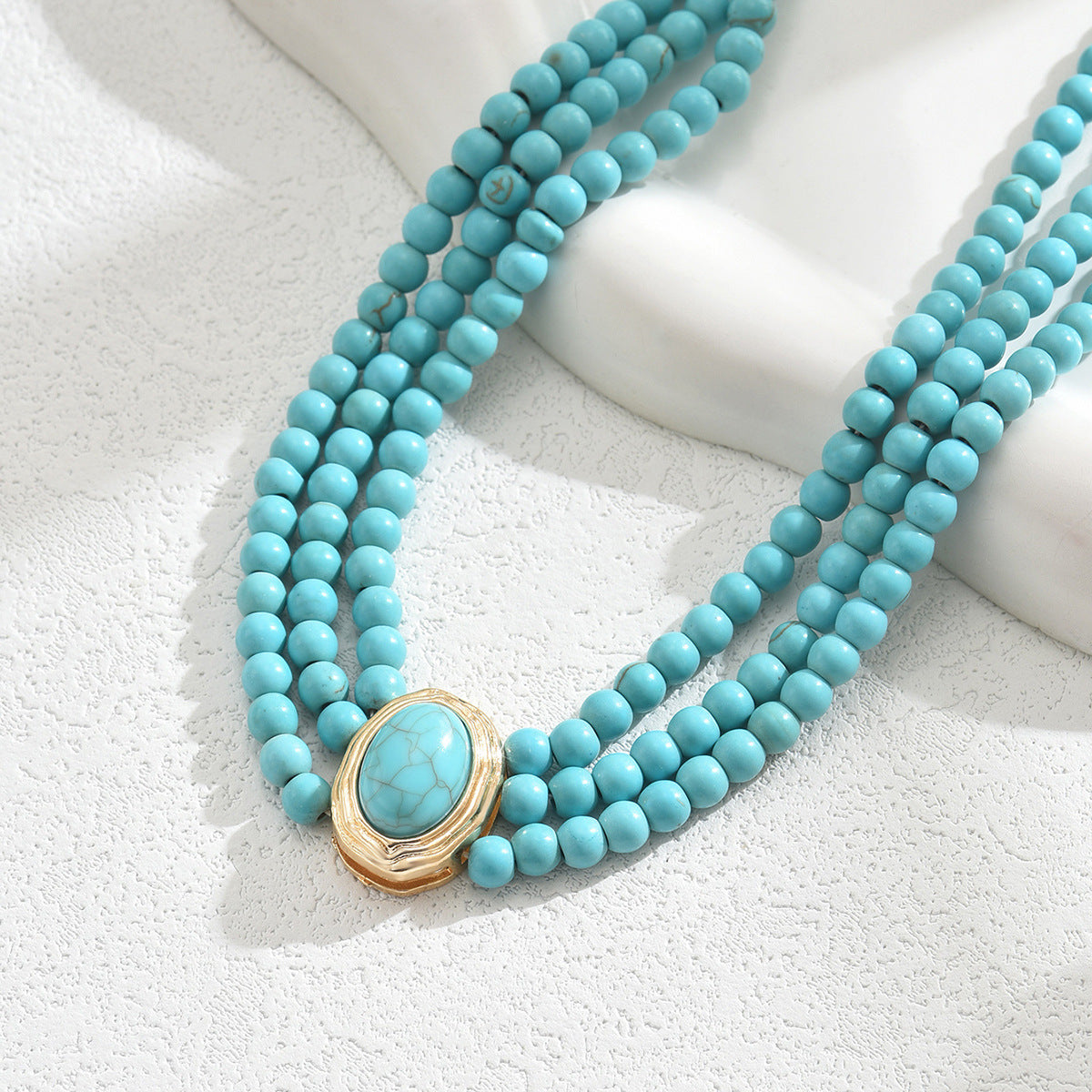 Collana Minimalista Francese Vintage Geometrica con Perline e Dettagli Turchesi, Ciondolo in Lega su Catena di Perle, Collana Lunga a Strati per Clavicola da Donna