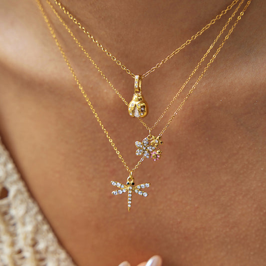 Collar con colgante geométrico de acero titanio con acabado chapado para mujer, cadena de suéter de lujo ligero