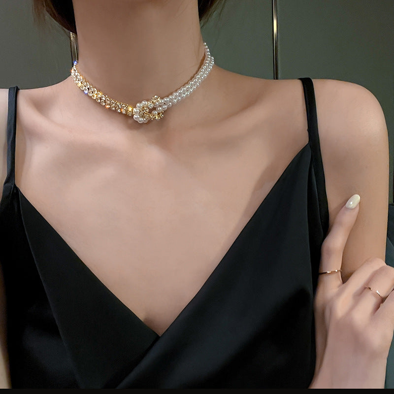 Minimalist Geometric Pearl and Alloy Pendant Necklace for Women with O-Chain Adjustable Length
