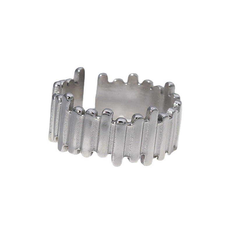 Anello aperto minimalista geometrico in acciaio inossidabile da donna con finitura placcata e design irregolare