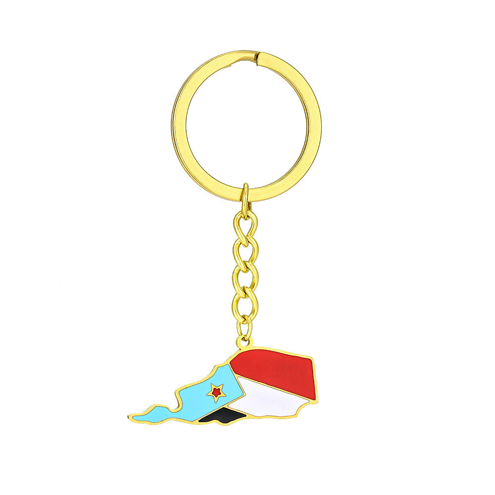 Portachiavi vintage con bandiera e mappa etnica dello Yemen in acciaio al titanio, accessorio unisex per souvenir di viaggio o regalo per feste