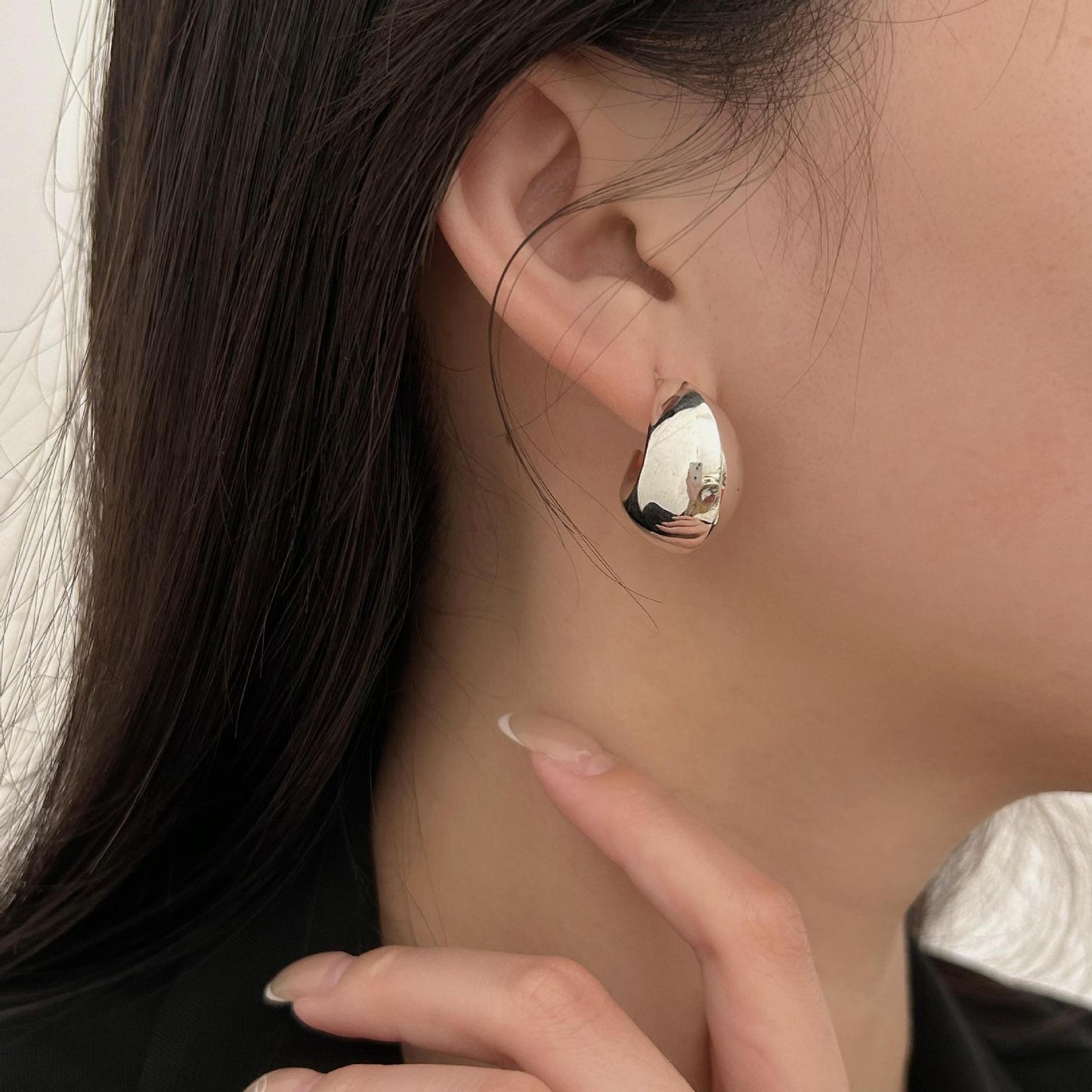 Minimalist Korean-Style 925 Sterling Silver Geometric Corner-Cut Letter Stud Earrings for Women