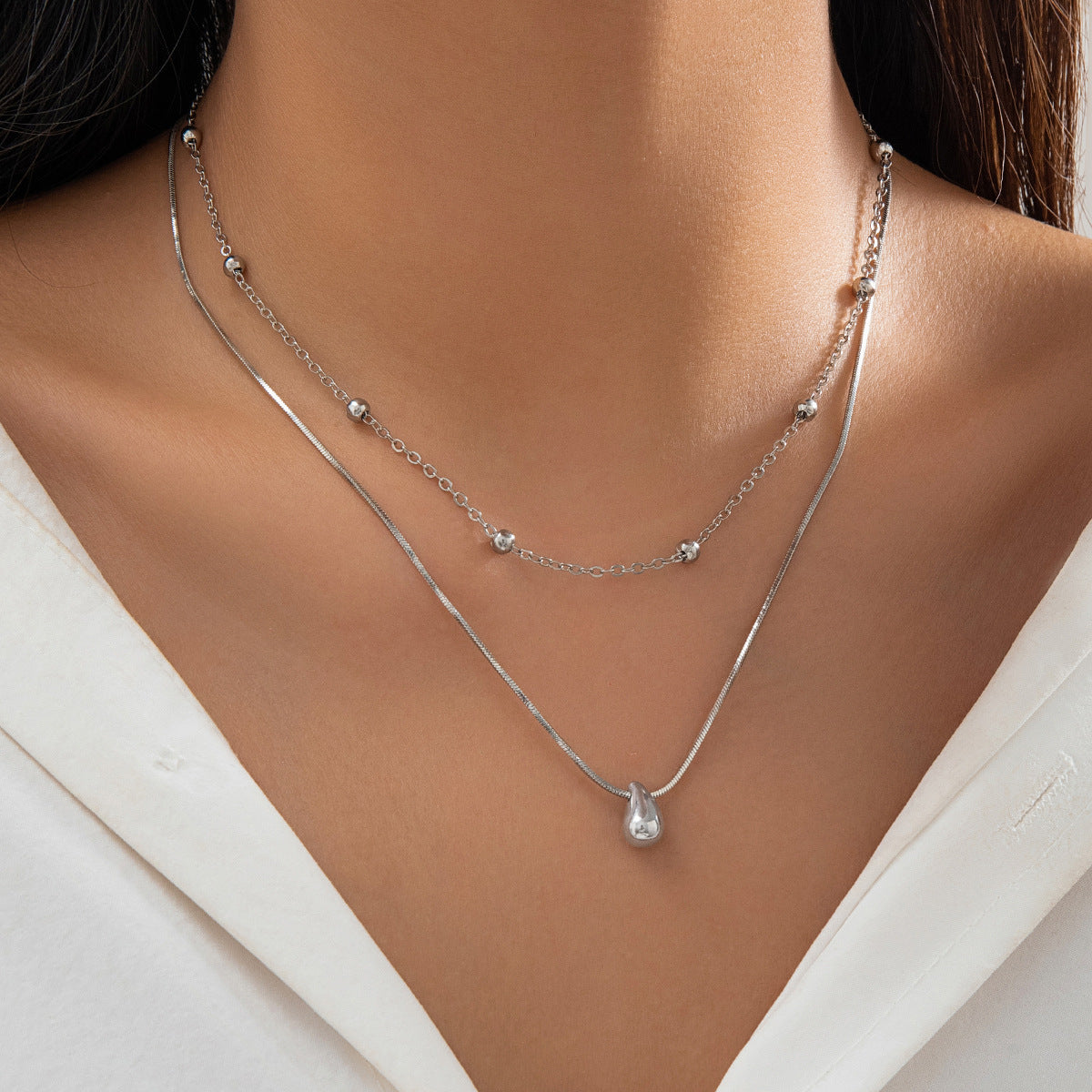 Minimalist Geometric Teardrop Round Alloy Pendant Brass Plated Snake Chain Necklace for Women