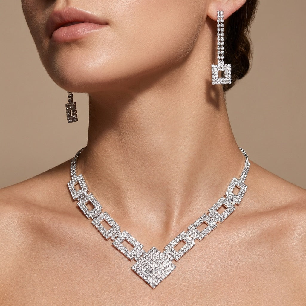 Vintage Elegant Full Rhinestone Inlaid Heart Teardrop Brass Necklace and Earring Set for Women