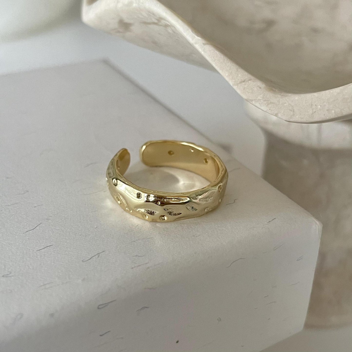Minimalist Sweet 925 Sterling Silver Textured Heart Geometric Ring for Women