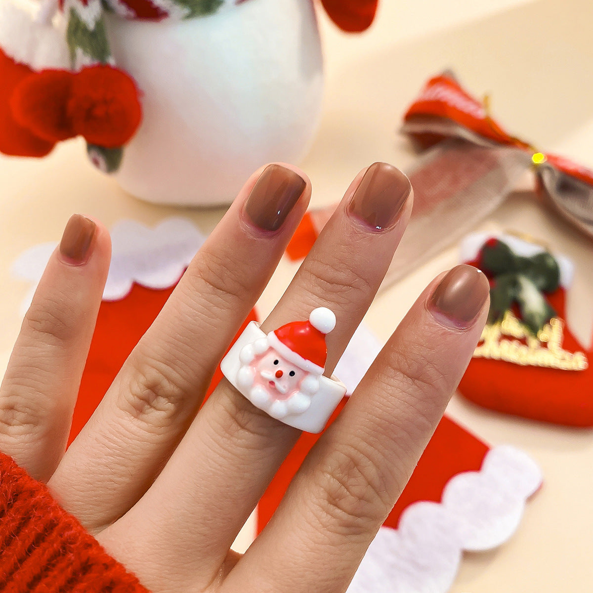 Anello natalizio acrilico "Rustic Chic" con Babbo Natale, renne e albero geometrico 3D per donna