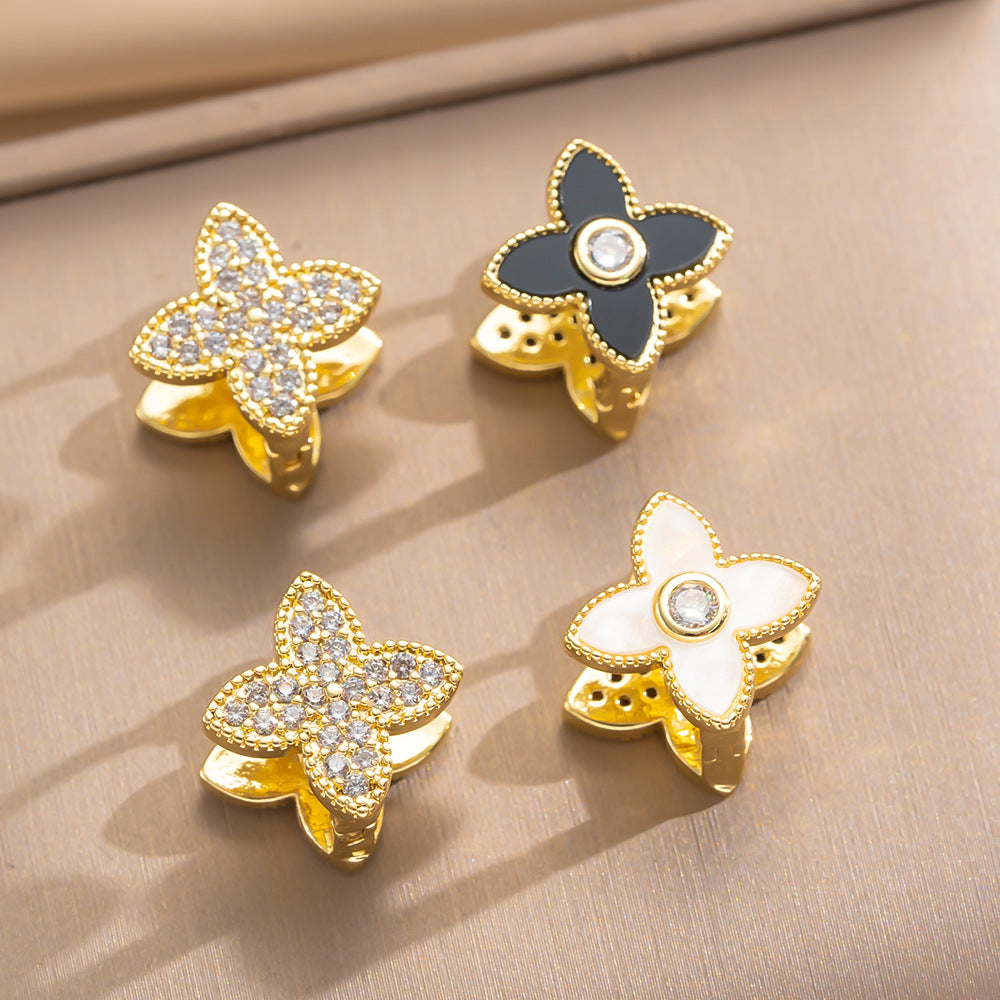 Orecchini a cerchio da donna in rame placcato oro 18K, geometrici, a forma di quadrifoglio irregolare, alla moda