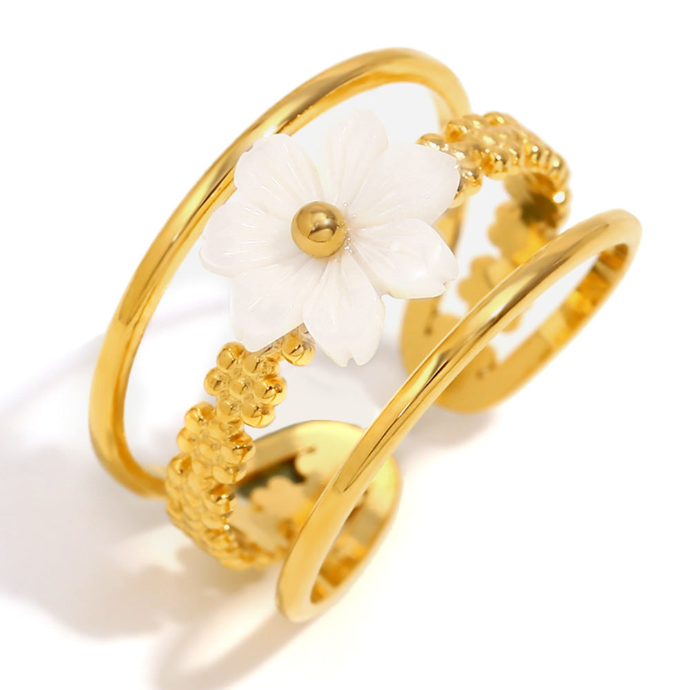 Vintage French Style Flower-Shaped Stainless Steel Ring with 18K Gold Plating for Women