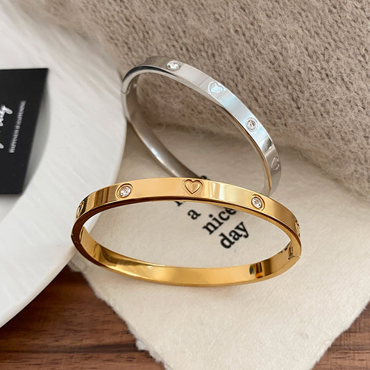 Minimalist Heart Micro-Paved Cubic Zirconia Plated Titanium Steel Bracelet for Women