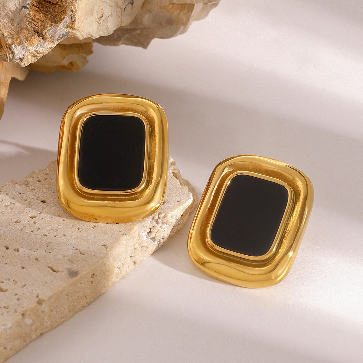 Minimalist Square Stainless Steel Earrings with Plating Finish for Women, Retro Luxury French-Inspired Geometric Studs