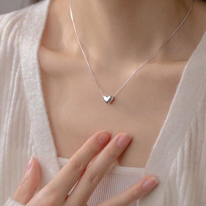 Minimalist Elegant Heart Titanium Steel Plated Pendant Necklace for Unisex