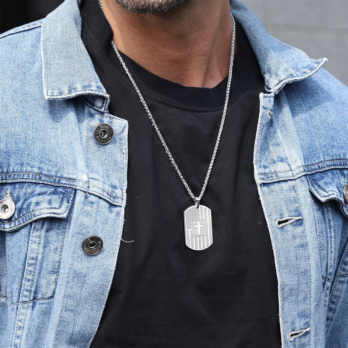 Collana con pendente a croce in acciaio inossidabile lucidato e acciaio al titanio con forma geometrica per uso quotidiano
