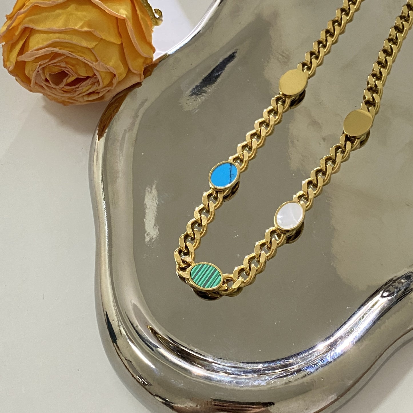 Sweet Streetwear Oval Geometric Plated Titanium Steel Necklace with Stainless Steel Pendant for Unisex