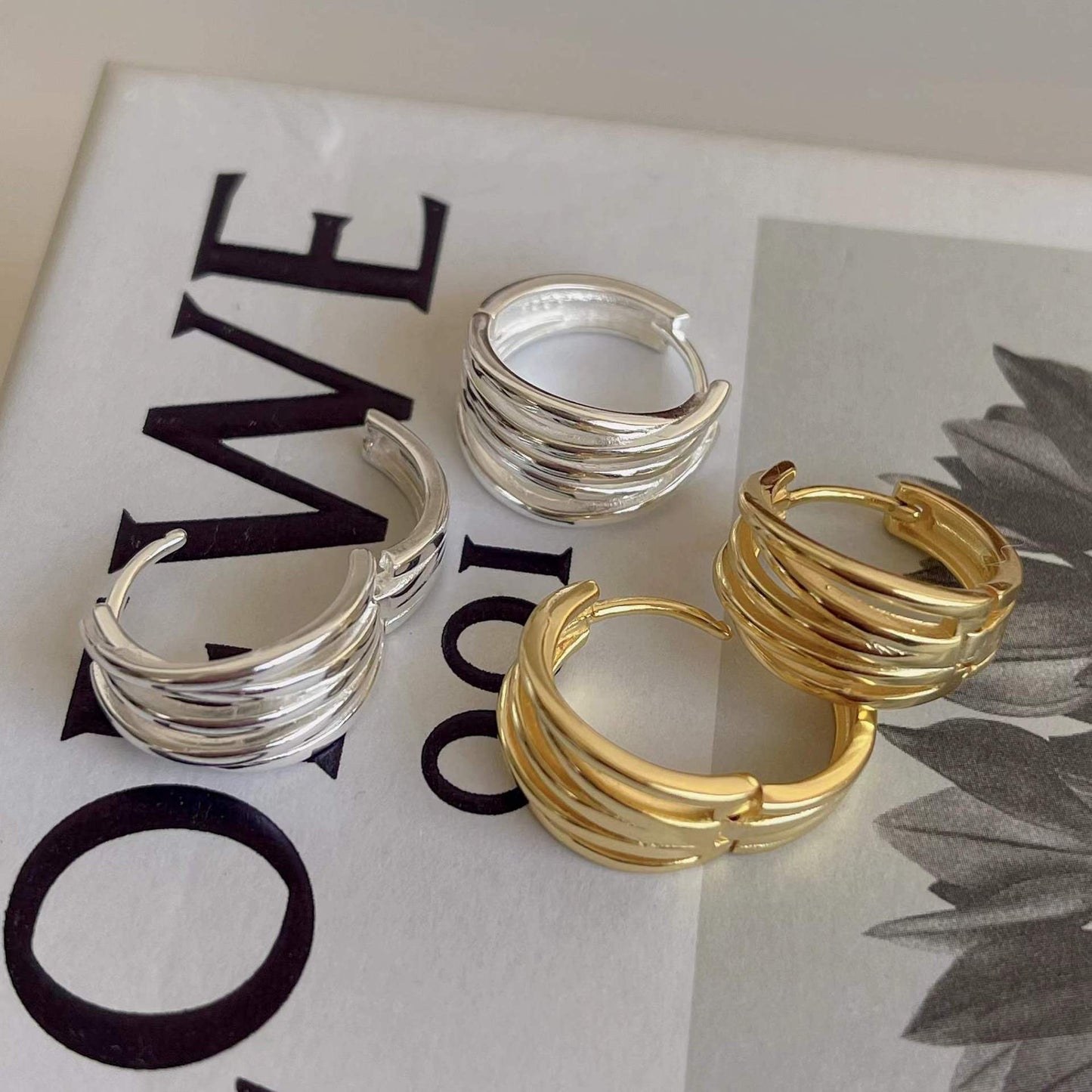 Pendientes de aro geométricos trenzados de plata de ley 925 chapados minimalistas para mujer