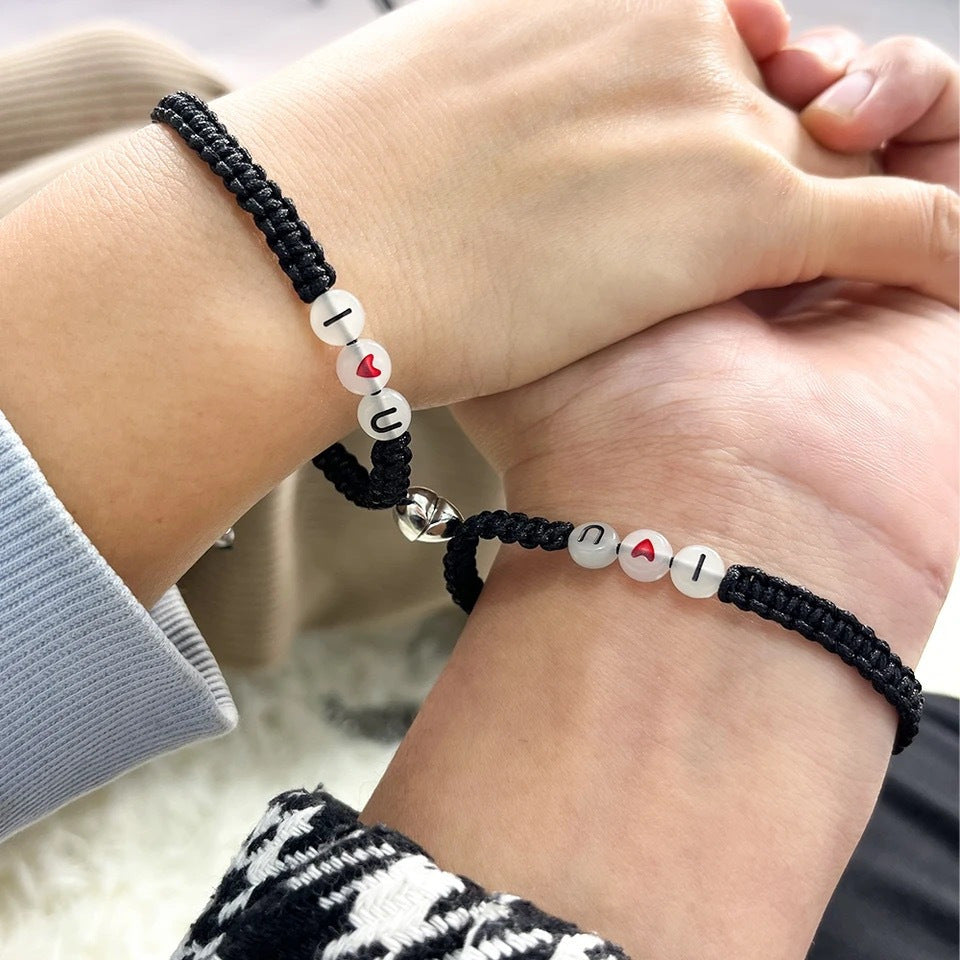 Glow-in-the-Dark I LOVE YOU Letter Bracelet with Magnetic Clasp Heart-Shaped Friendship Bracelet for Couples