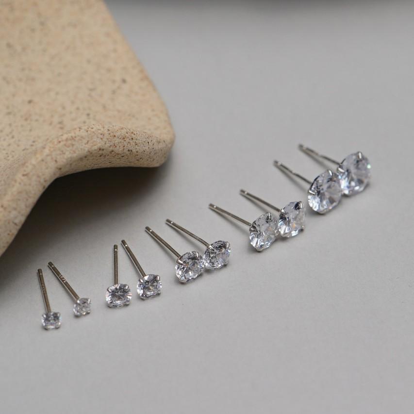 Orecchini a perno geometrici da donna in elegante argento sterling 925 con zirconi cubici